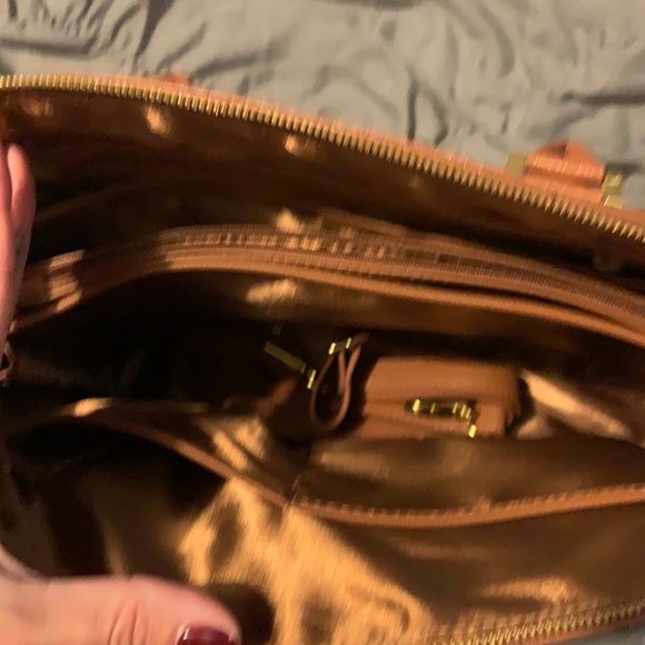 Joy & Iman Handbag - Picture 3 of 6